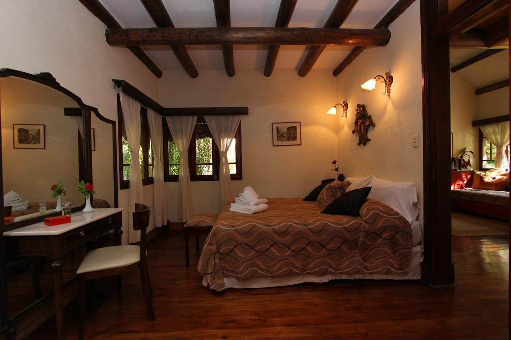 Casa Glebinias Hotel Chacras de Coria Exterior photo